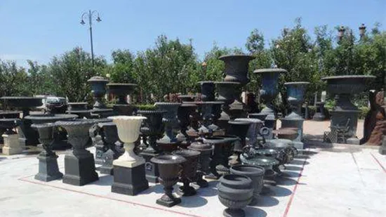 Wholesale Modern Outdoor Decorative Antique Metal Art Large Garden Flowerpot Urn Cast Iron Planters